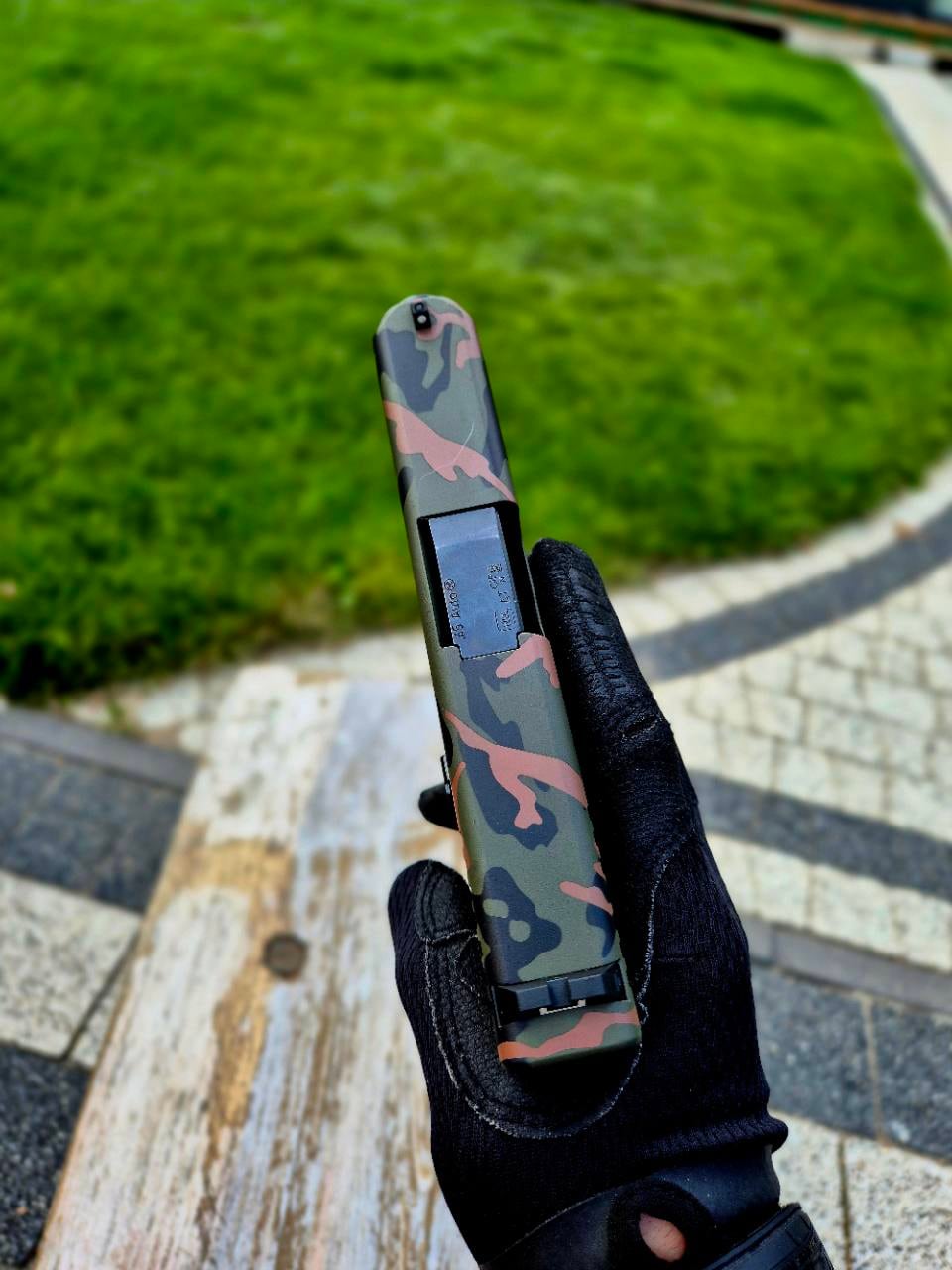 Glock 36 Camo - detal zamka i górnej linii projektu
